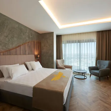 Maril Hotel