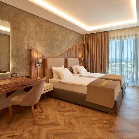 Hotel Maril 5*