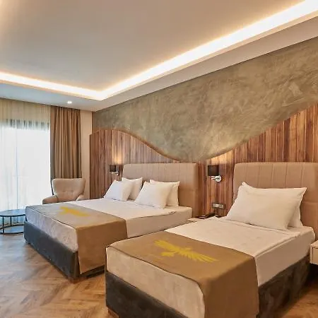 Hotel Maril 5*