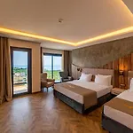 Maril Hotel 5*